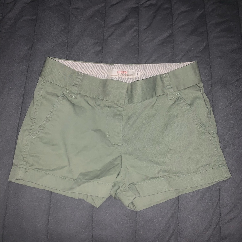 EUC J.CREW “Broken-In” 100% Cotton Chino Shorts